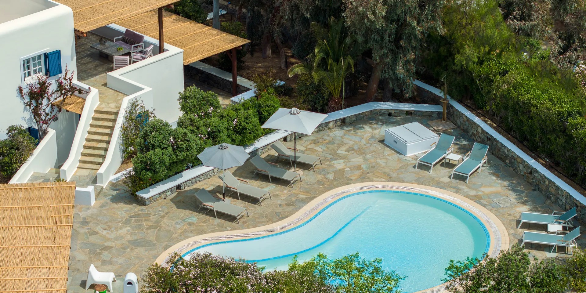 1 Swimming pool