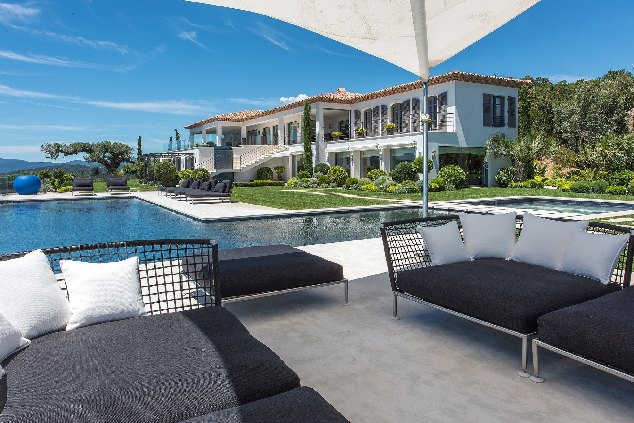 7 Baths
