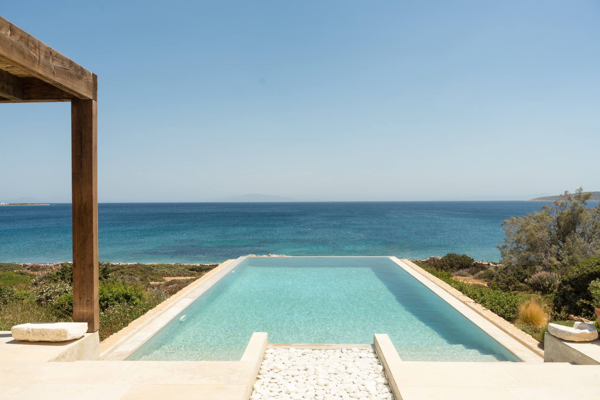 4 Baths