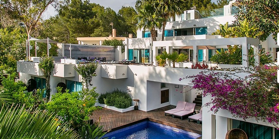 9 Bedrooms
