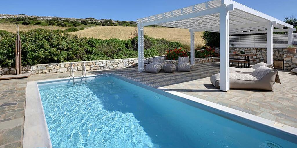 1 Swimming pool