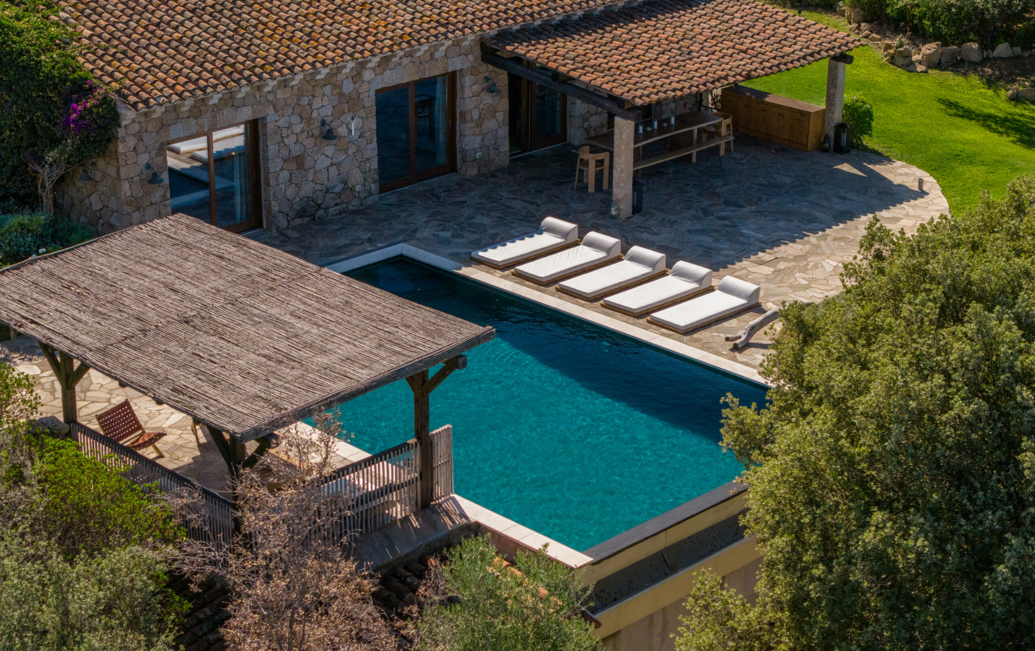 1 Swimming pool