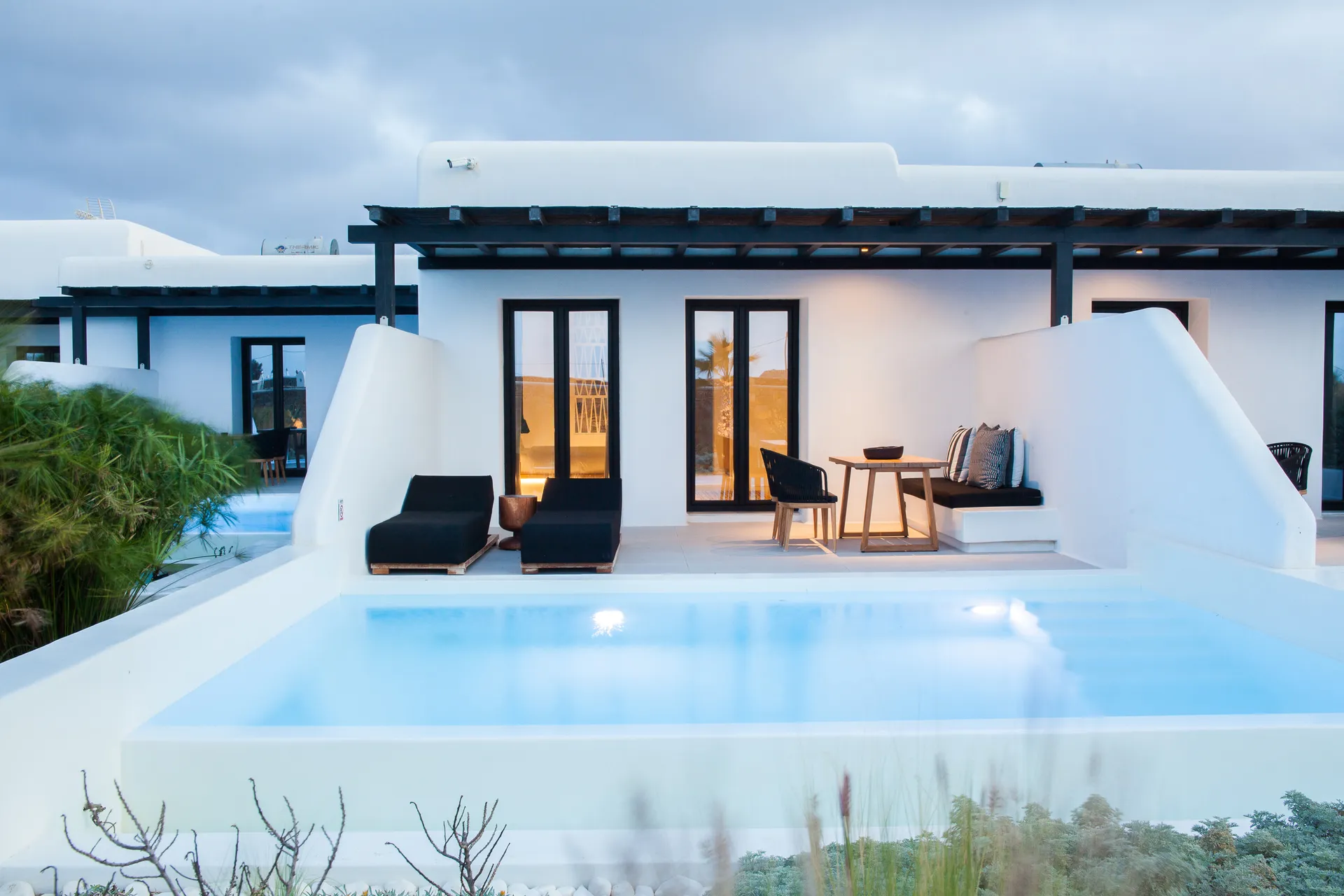 1 Swimming pool