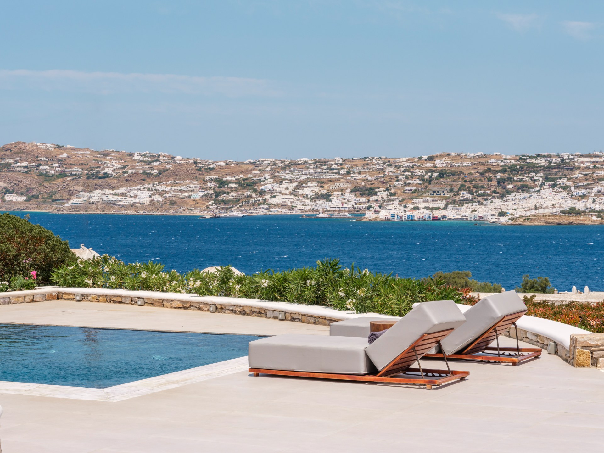 7 Baths