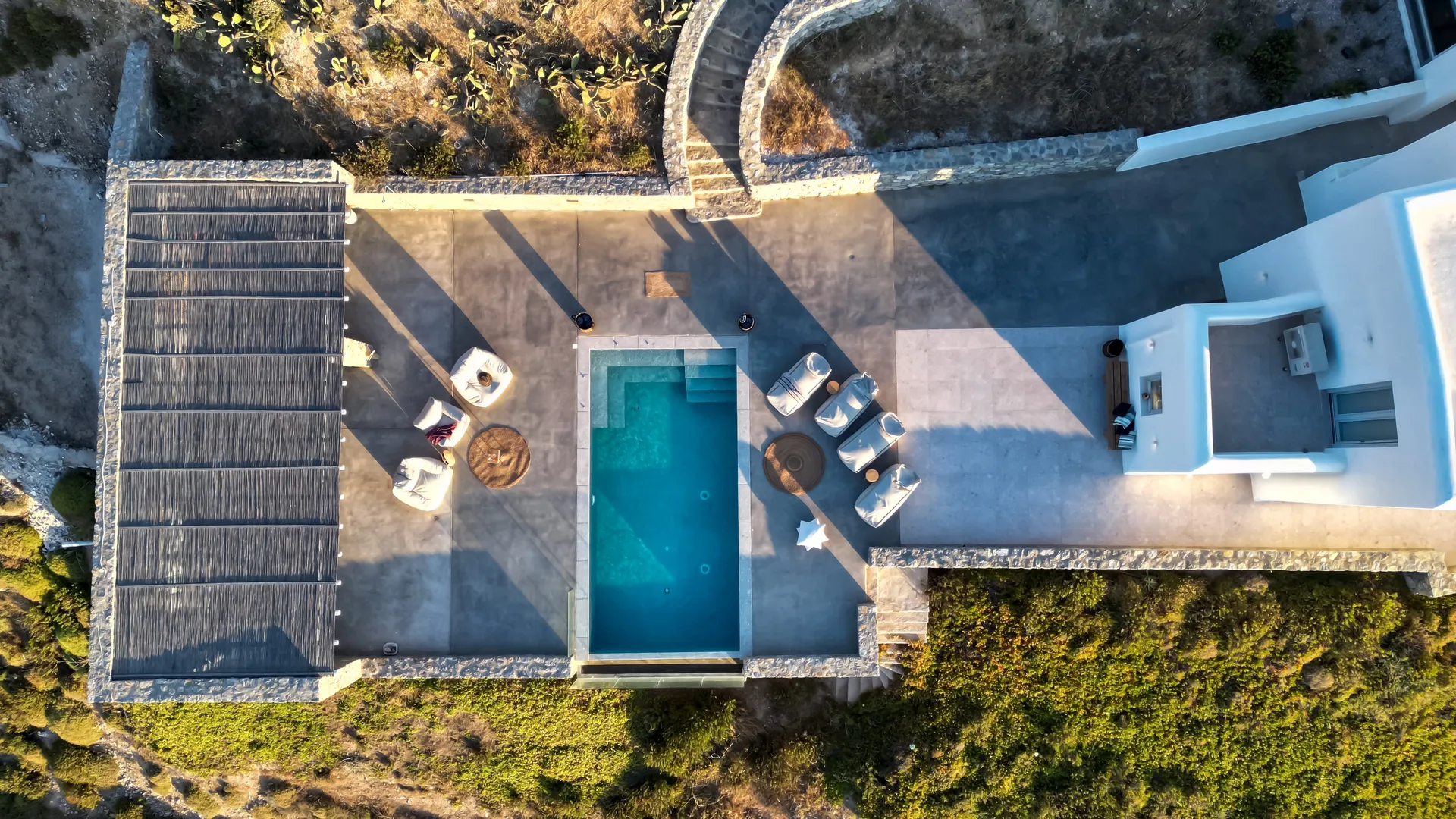 3 Baths