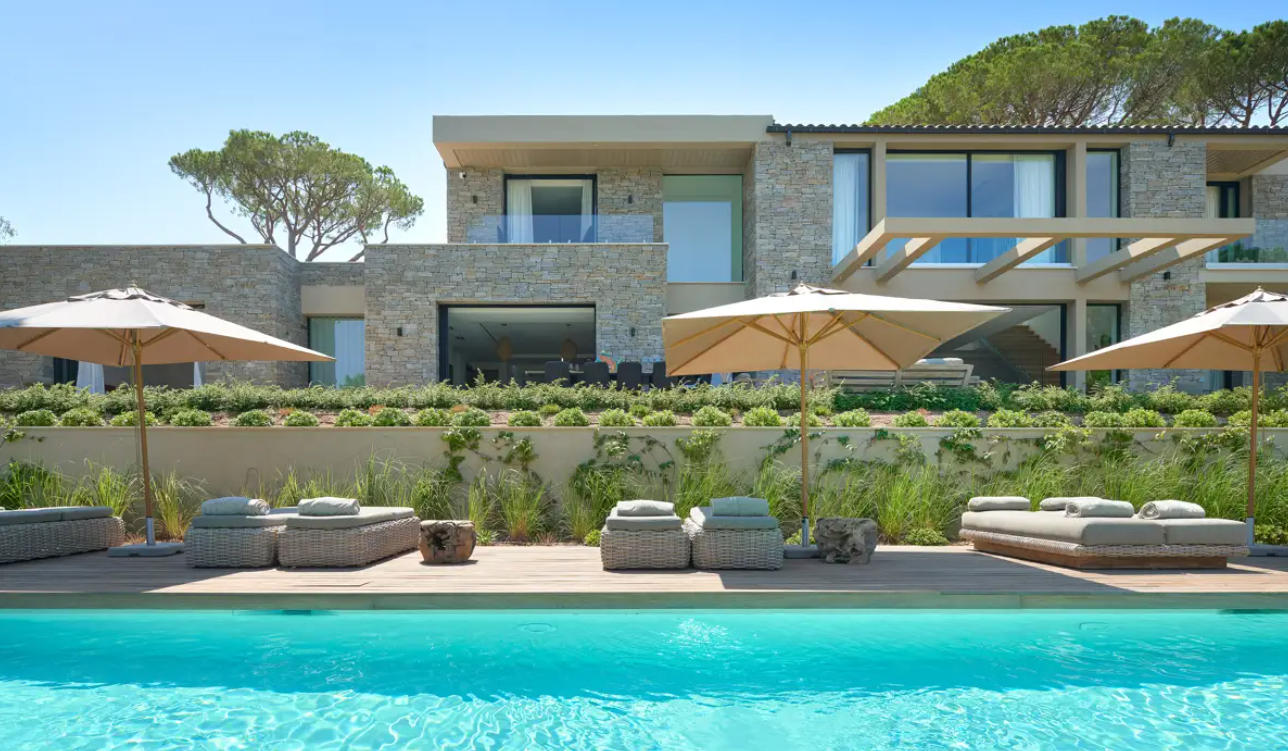 6 Bedrooms