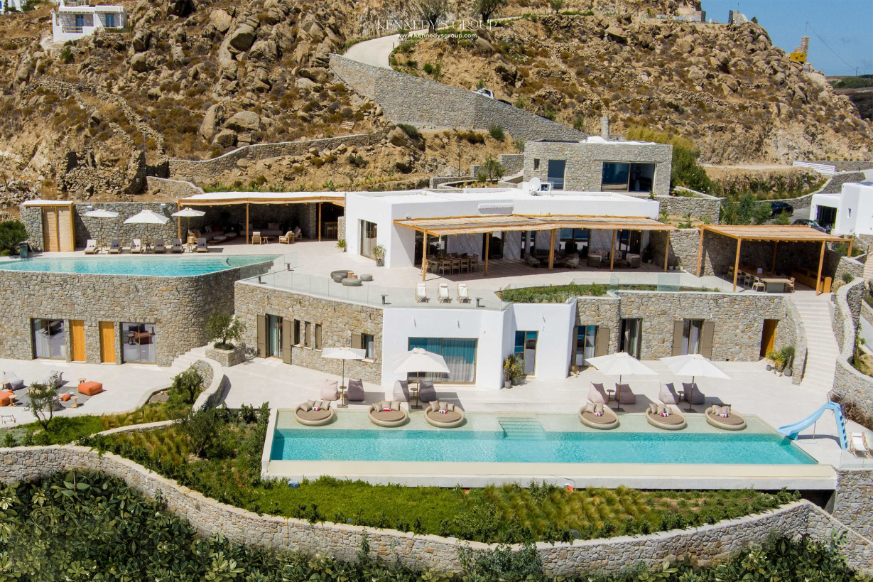 Villa Serenity Psarou gallery image