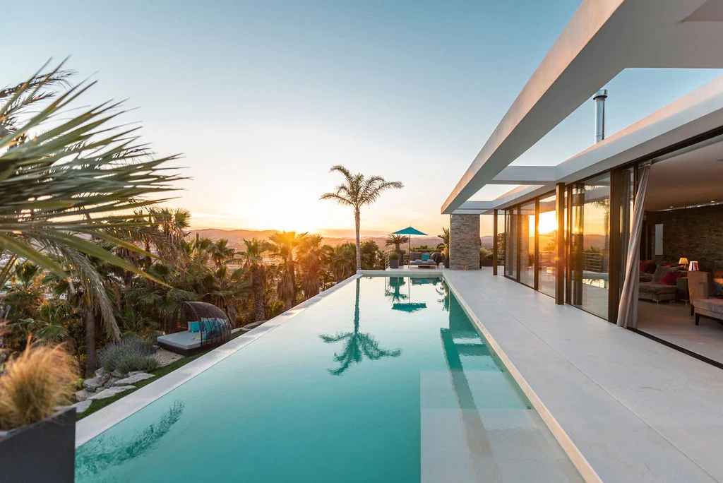 1 Swimming pool