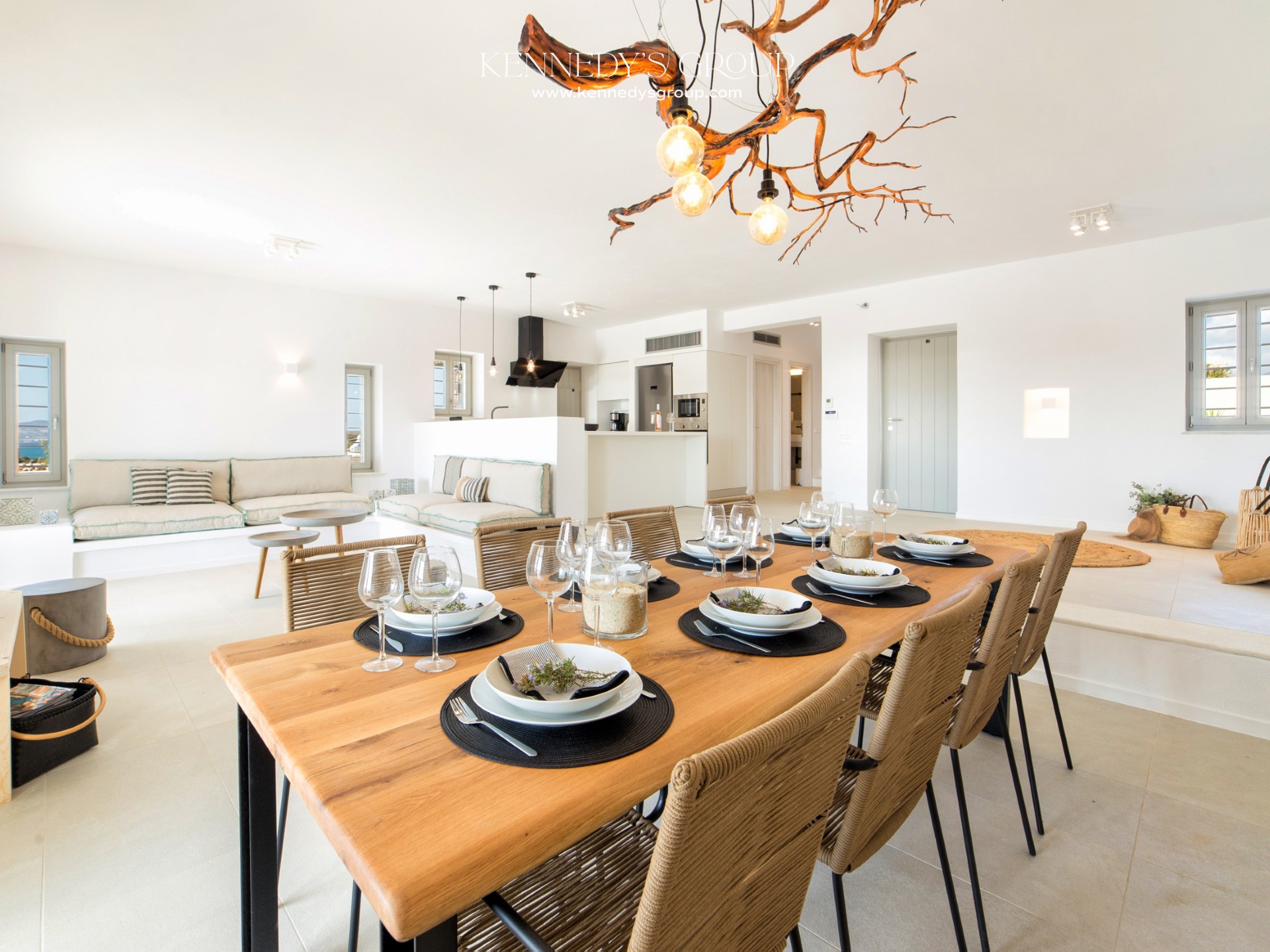 Sun Beach Villa - Image 3