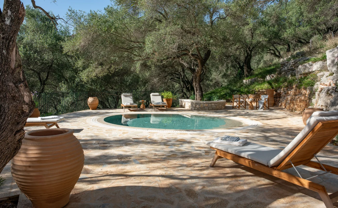 1 Swimming pool