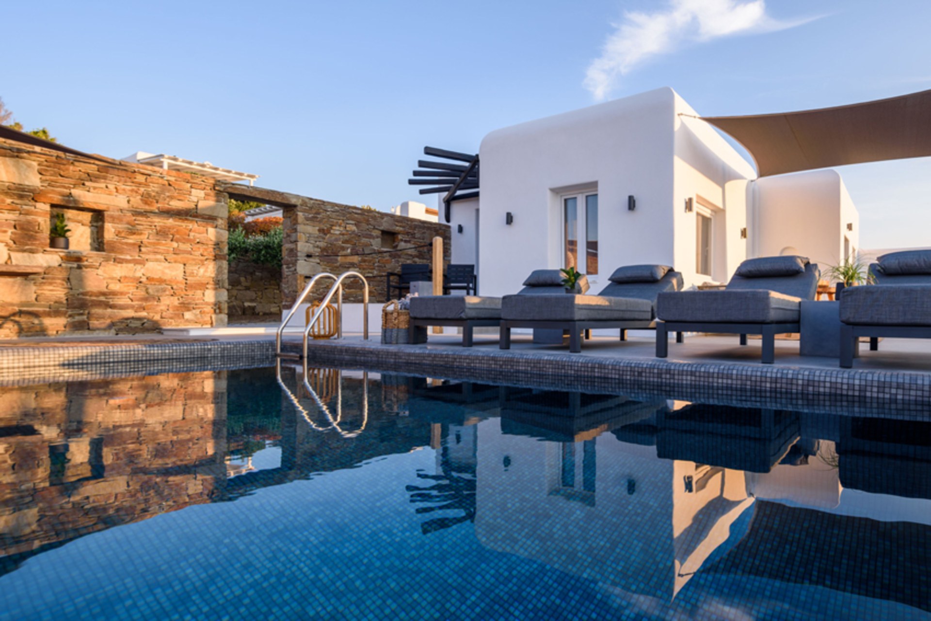 1 Swimming pool