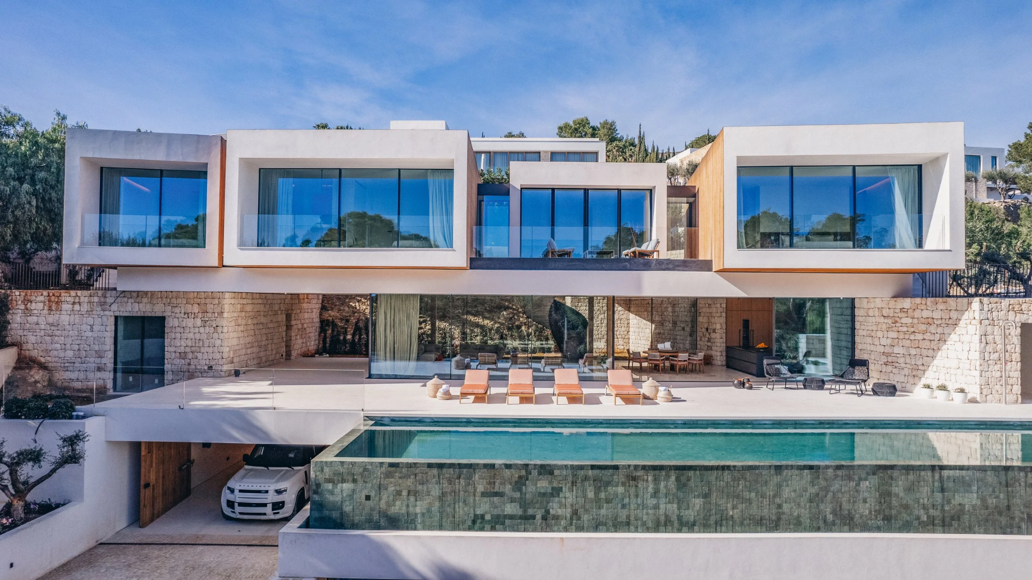 7 Bedrooms