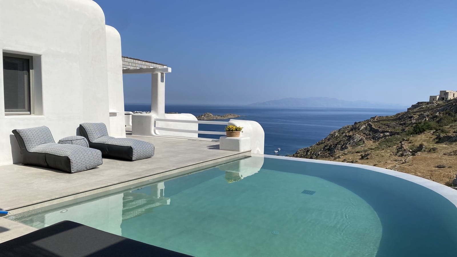3 Baths