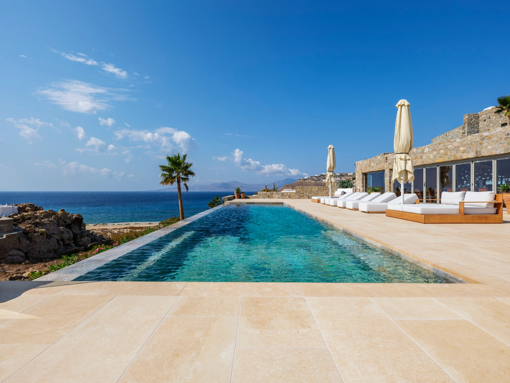 3 Swimming pools