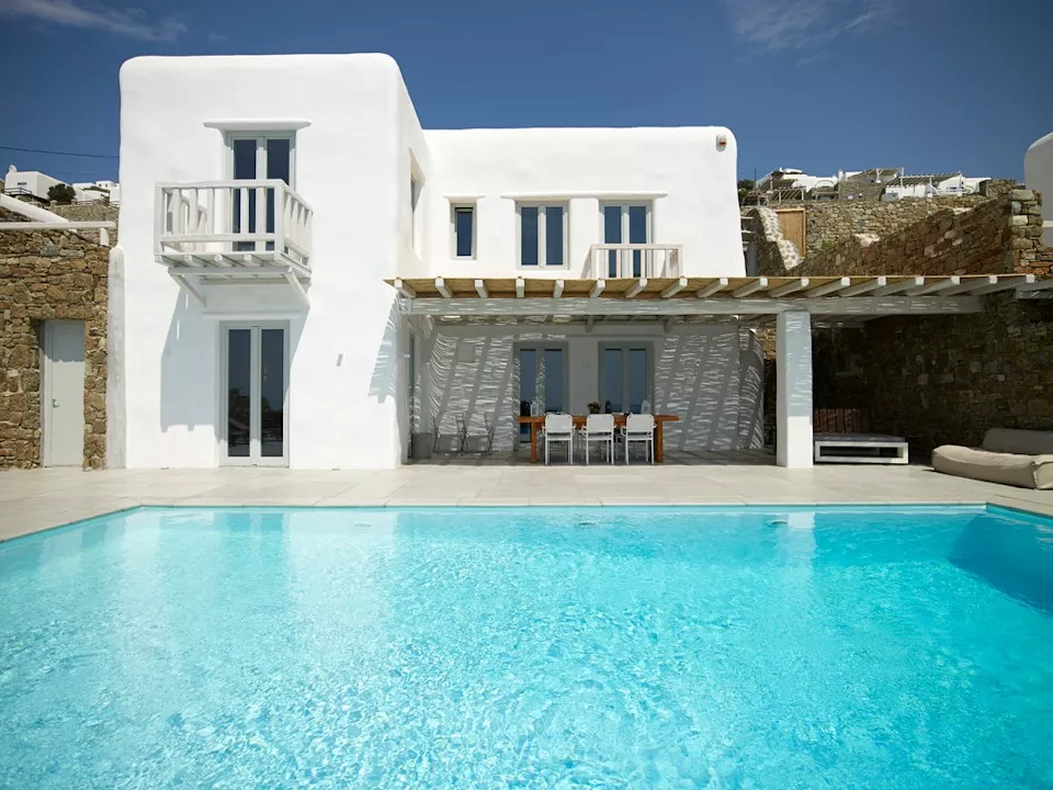 1 Swimming pool