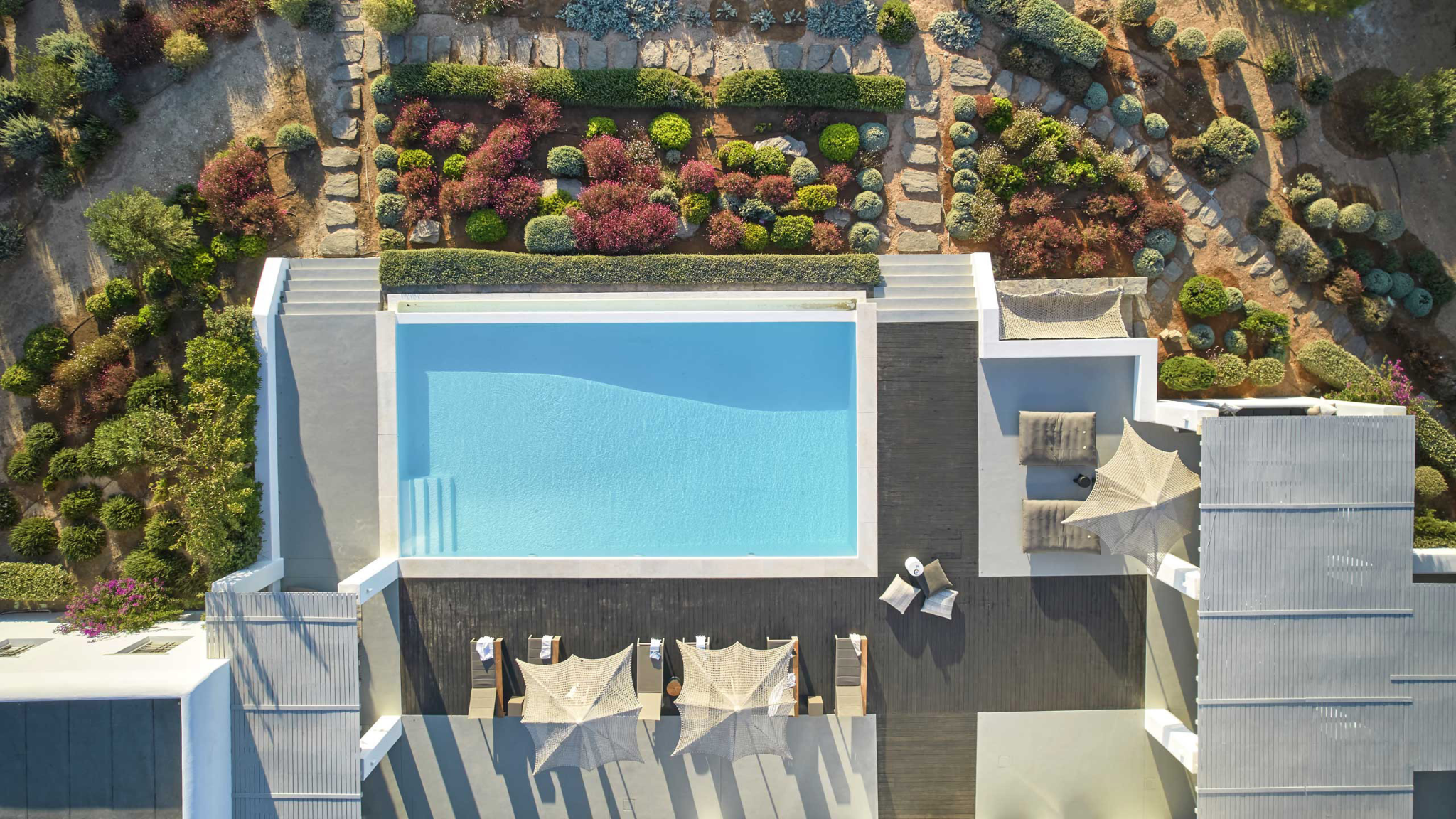 7 Baths
